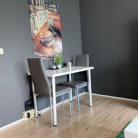 Apartment Im Zentrum Dresdens ภายนอก รูปภาพ